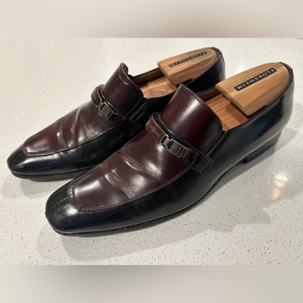 Mezlan 1968 burgundy slip‎ on